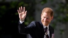 Princ Harry stigao na godišnjicu sportskih igara, kralj Charles odbio doći zbog vrtne zabave