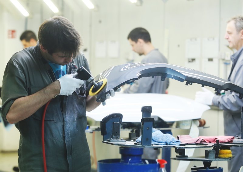 AD Plastik grupa ugovorila 24 milijuna eura poslova za Suzuki