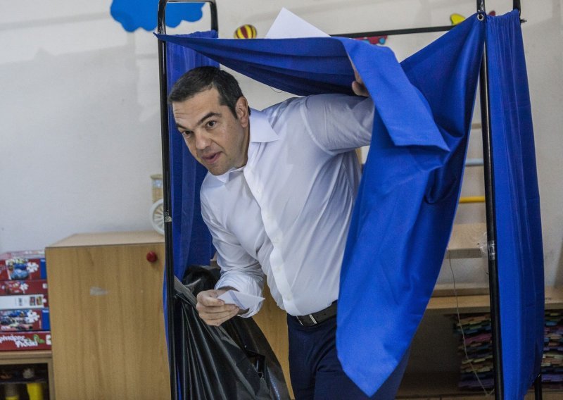 Grčki premijer Aleksis Cipras priznao poraz na izborima