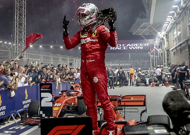 Sebastien Vettel kroz boks do prve pobjede u sezoni, ali i 53. u karijeri