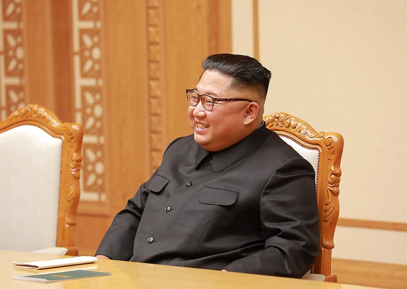 Kim Jong Un priznao da zemlja prolazi kroz tešku ekonomsku krizu