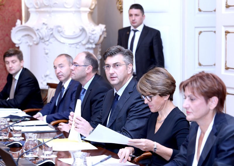Koga je Plenkovićeva vlada postavila u prve komisije?