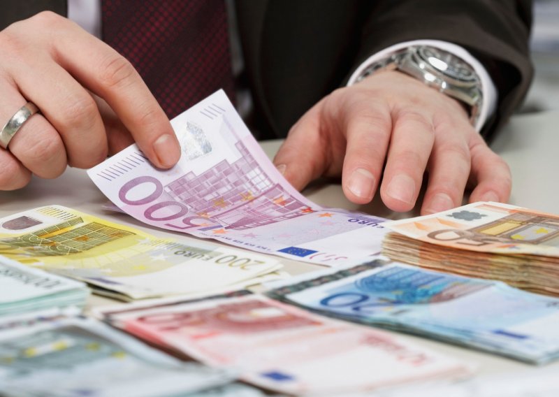 Rok za obvezujuće ponude za kupnju Croatia banke produljen do kraja listopada