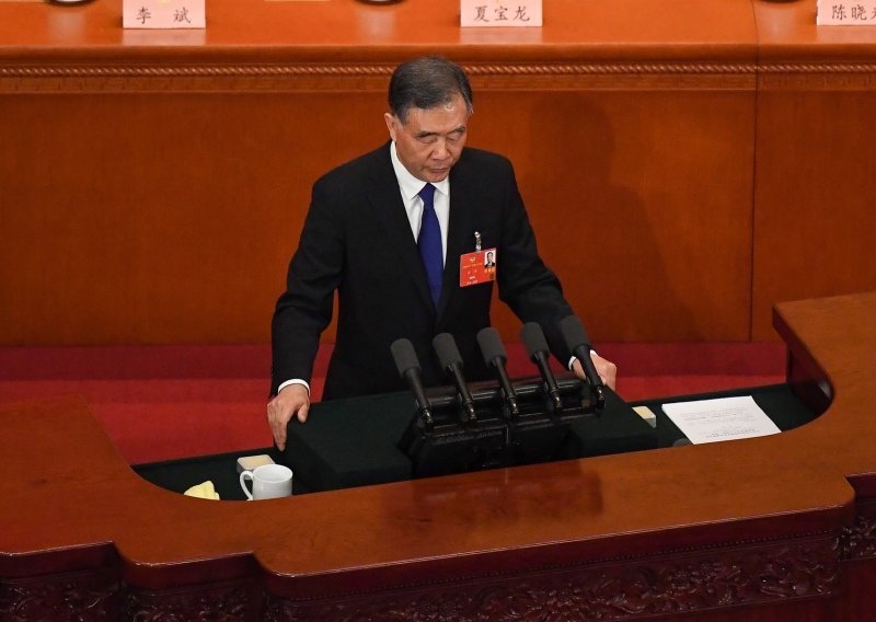 Kina podržava 'poboljšanje' političkog sustava Hong Konga