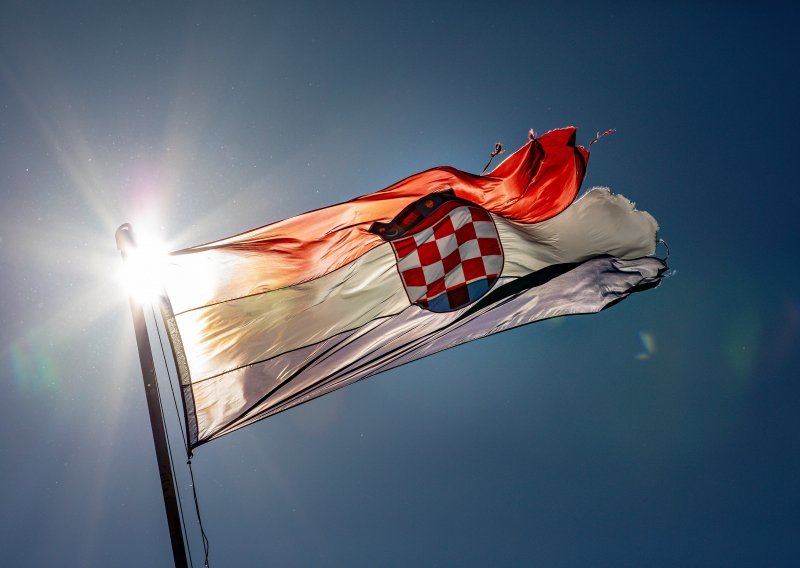 Izravna strana ulaganja u Hrvatsku lani 1,24 milijarde eura, najveća od 2014.