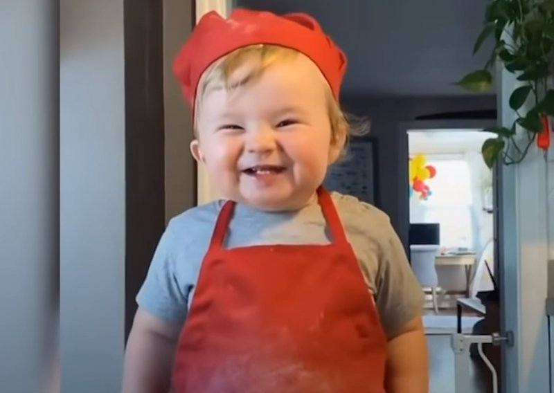 Jeste li već vidjeli najpopularniju bebu na internetu? Mali kuhar osvaja srca lijevo i desno!