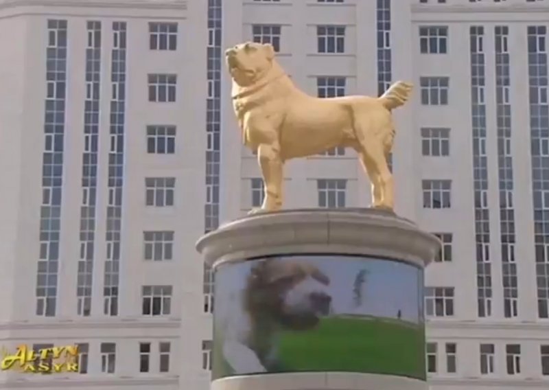 Predsjednik Turkmenistana konačno je ostvario san: Nakon konja, podigao je zlatni spomenik i svom omiljenom psu