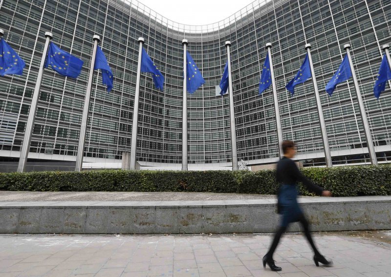 Europska komisija traži šefa za 'fond svih fondova'