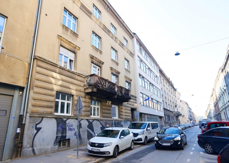 Stanari ove zgrade u centru Zagreba smrzavaju se već mjesecima: Digli kredit za fasadu od koje se odustalo, a Grad im ne vraća novac