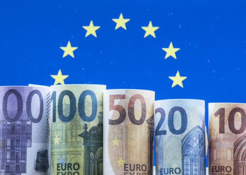 Ne postoji idealan postupak dodjele europskog novca, ali 'najbrži prst' ima mnogo prednosti