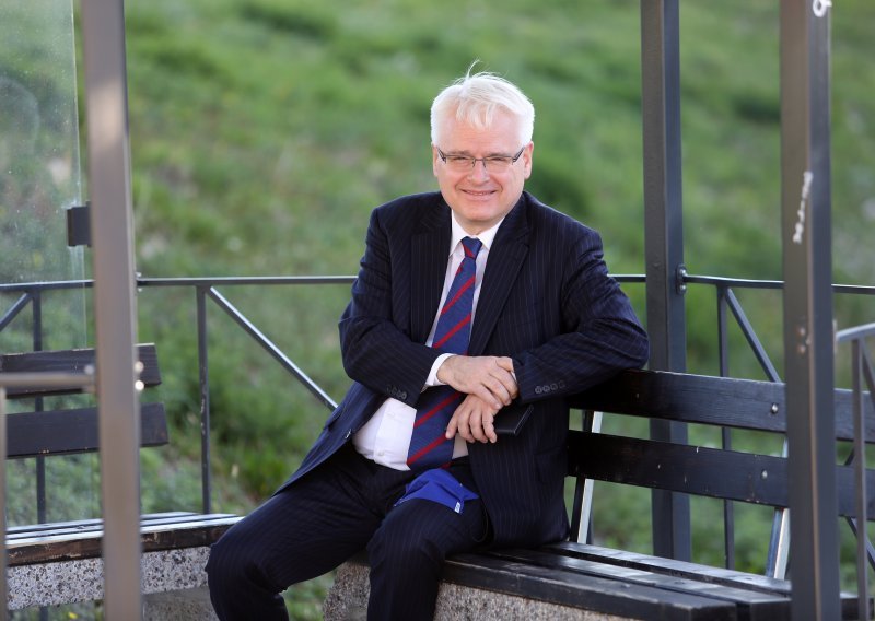 Josipović o ponašanju Milanovića, za Đurđević ima samo riječi hvale, a Pupovcu poručuje: 'Nakon toliko godina morao se naučiti da je i on podložan kritikama'