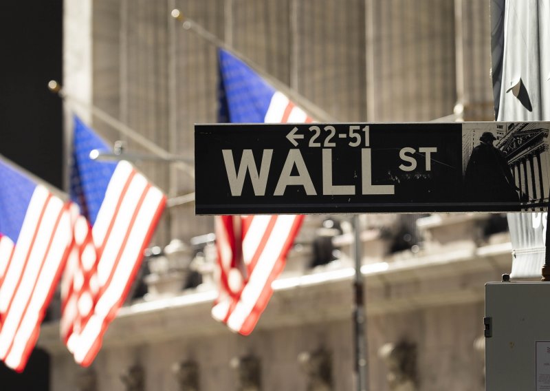 Oštro pale cijene dionica na Wall Streetu, posebice u tehnološkom sektoru