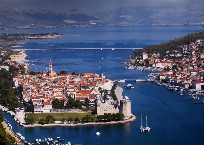 Alarmantni podaci: samo dva hrvatska otoka imaju pozitivan prirodni prirast