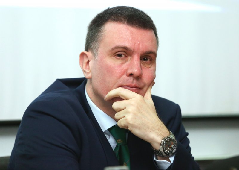 Goluža: 'Beroš je izravno optužio Plenkovića za politički kukavičluk'