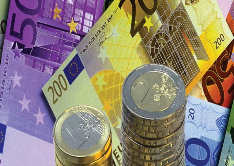 Europska valuta glavni konkurent dolaru
