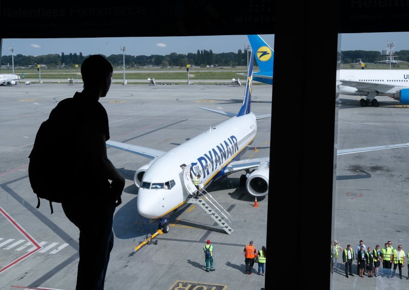 Bjelorusija silom prizemljila avion Ryanaira i uhitila oporbenog blogera