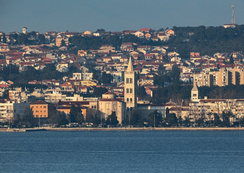 U Zadar posebnim LOT-ovim letom doputovalo 180 turističkih profesionalaca i novinara
