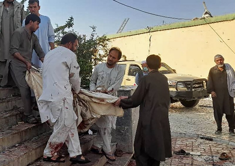 Islamska država preuzela odgovornost za napad na džamiju u Afganistanu