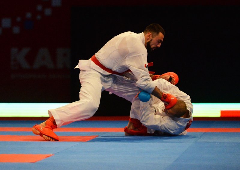 Hrvatski karate bogatiji za još osam medalja, od čega su dvije zlatne; Crnogorka Raković u istom danu osvojila medalje u Zagrebu i Poreču
