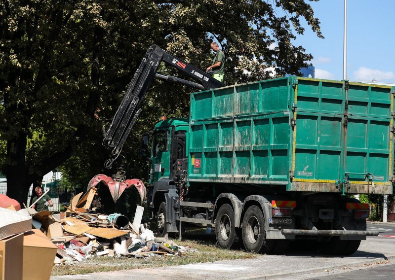 Kreće naručivanje odvoza glomaznog otpada u Zagrebu. Evo što trebate učiniti