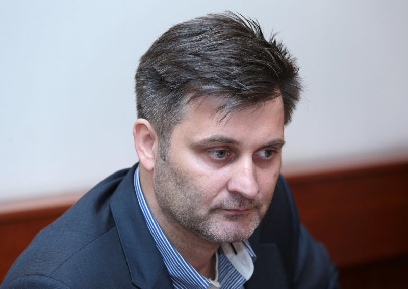 Serđo Obratov ponovno izabran za glavnog urednika Hine
