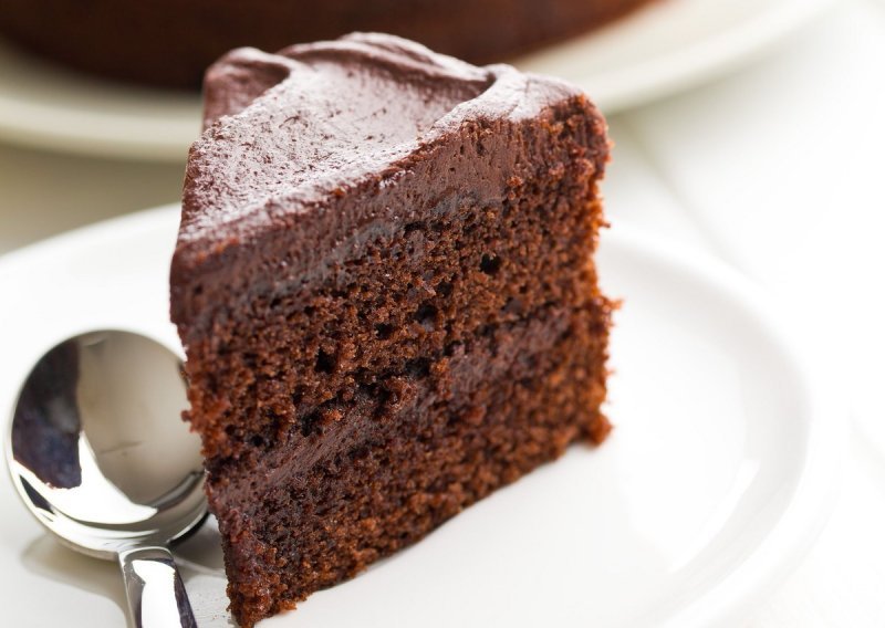 Ako ste u potrazi za savršenom čokoladnom tortom, ovo je jedini recept koji će vam trebati