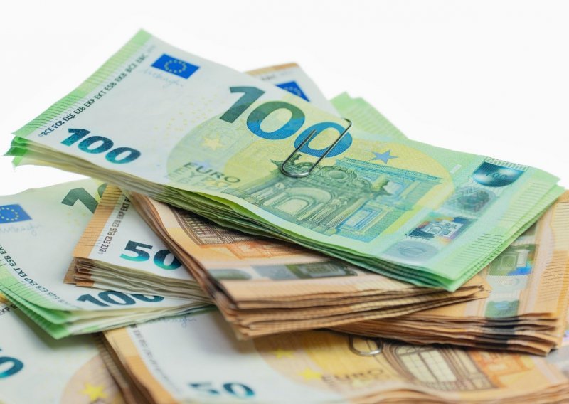 Međunarodna financijska korporacija u održive obveznice Raiffeisen banke uložila 130 milijuna eura