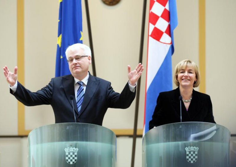 Josipović i Pusić na inauguraciji pape Franje