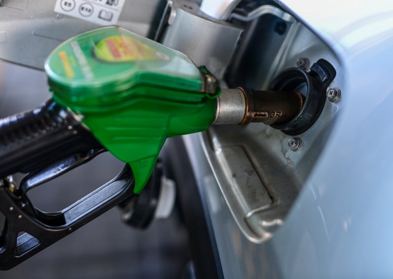 Danas stiže odgovor Vlade na drastičan rast cijena goriva
