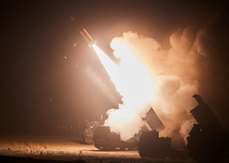 J. Koreja i SAD lansirale osam projektila kao odgovor na projektile S. Koreje