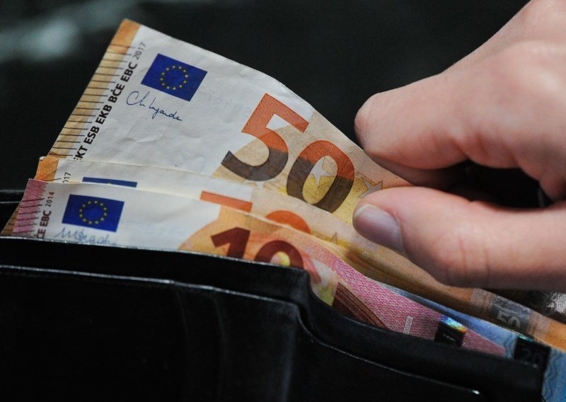 Kreće predopskrba eurima, u Hrvatsku stiže nevjerojatnih 350 tona novčanica koje ćemo posuditi iz Europe