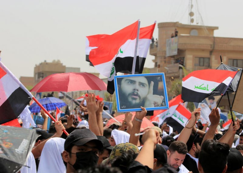Prosvjednici u Iraku su se probili u bagdadsku Zelenu zonu i zgradu parlamenta