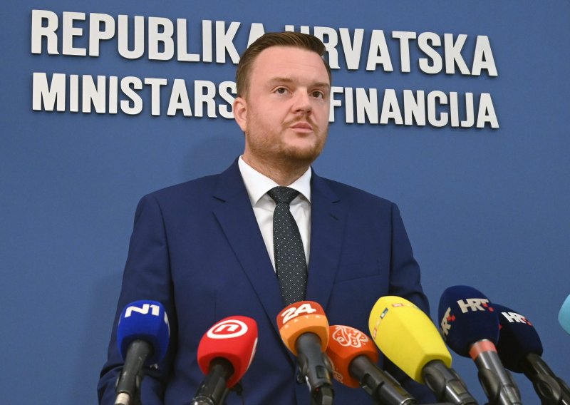 [VIDEO/FOTO] Ministar Primorac: 'Nisam najavio narodne obveznice, to je bila samo ideja. Državni proračun nije ugrožen'