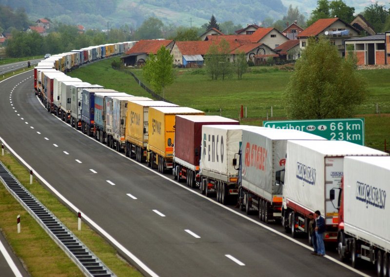Vožnja bez tereta: Samo u Europi prazni kamioni lani prevalili 34 milijarde kilometara i natukli milijarde eura nepotrebnih troškova