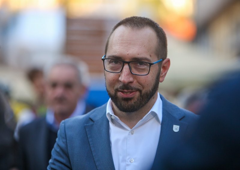 Otkako je Tomašević zagrebački gradonačelnik u Gradskoj upravi 166 zaposlenika manje, broj rukovoditelja smanjen za 34 posto