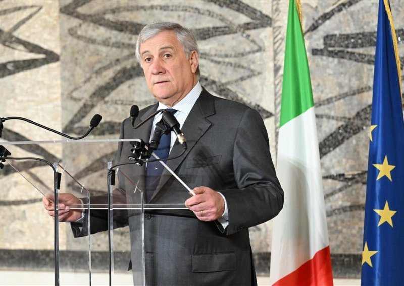 Tajani: Bolsonaro nije tražio talijansko državljanstvo