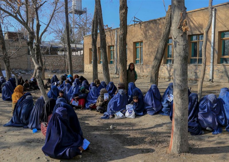 Talibani zabranili studenticama polaganje prijemnog ispita