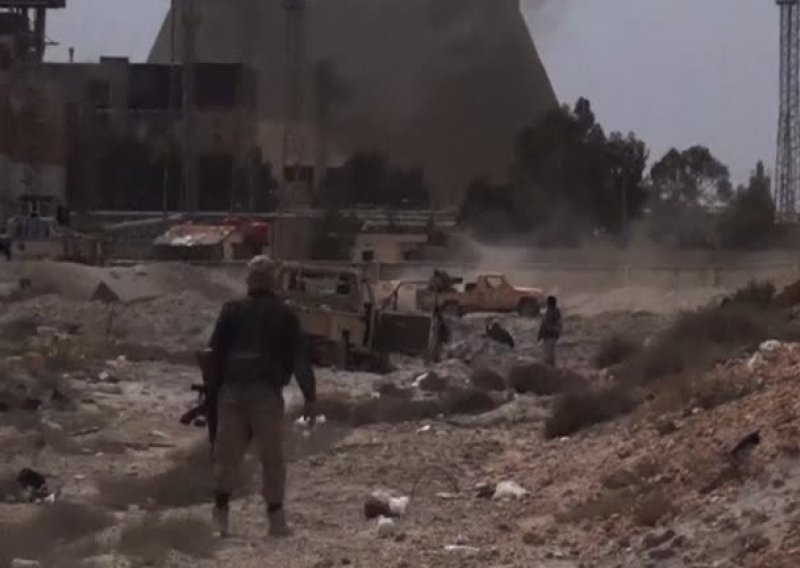 Moskva i Pentagon složno tvrde: ISIL nije uništio helikoptere