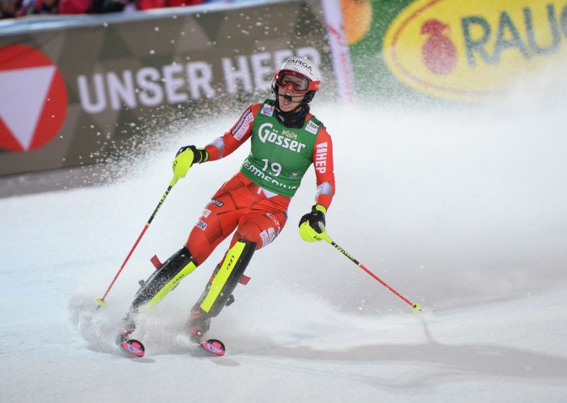 [FOTO] Kakva izvedba hrvatskih skijašica! Nakon prve vožnje Zrinka Ljutić je na postolju, a Leona Popović među pet najboljih