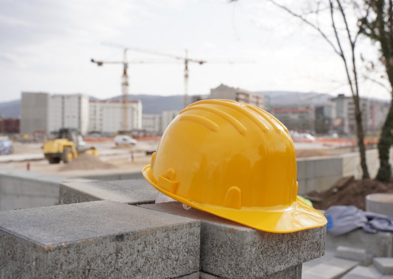 Lani izdano 11.165 građevinskih dozvola, 5,8 posto više nego 2021.