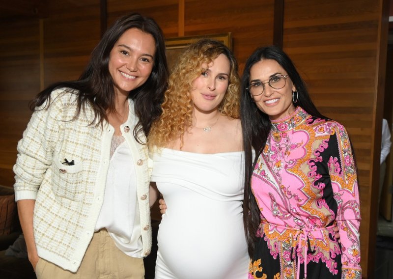 Demi Moore organizirala zabavu za trudnu kći i pokazala kako jedva čeka postati baka