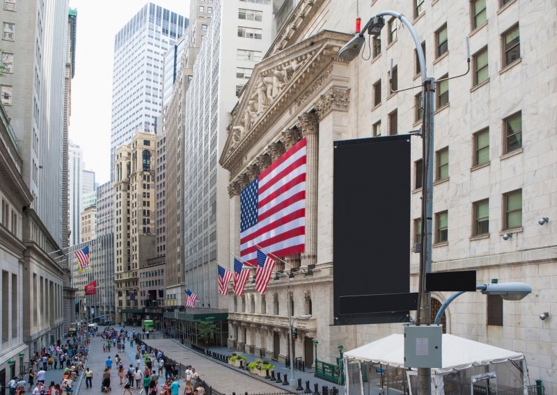 Vrlo nervozna trgovini na Wall Streetu; burzovni indeksi ipak porasli