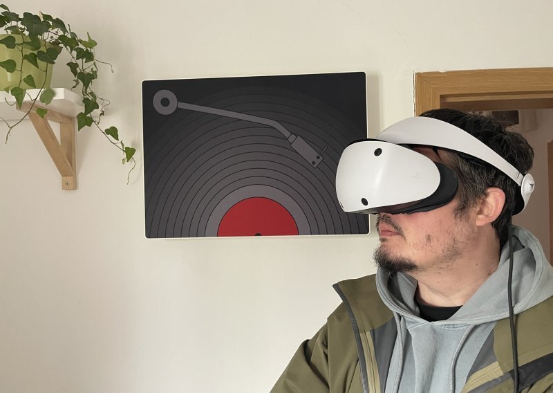 [FOTO] Napredan set za virtualnu stvarnost na milosti i nemilosti softvera: Isprobali smo PlayStation VR2