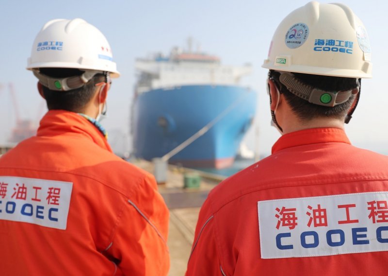Povijesna transakcija: Kinezi platili Francuzima pošiljku LNG plina u juanima