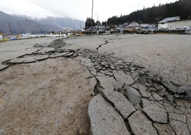 Potres 6,3 pogodio zapadni Japan, nema upozorenja na tsunami
