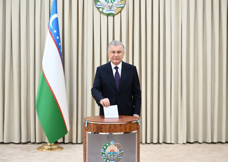 Uzbečki predsjednik sazvao prijevremene predsjedničke izbore