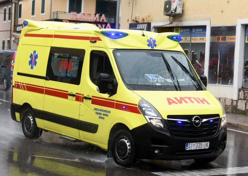 Hrvatska hitna pomoć u kritičnom stanju, traži se promjena