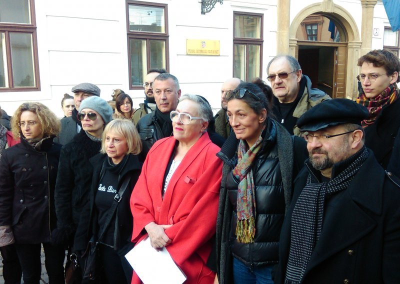 Kulturnjaci s Markova trga uputili apel Vladi za smjenu Hasanbegovića