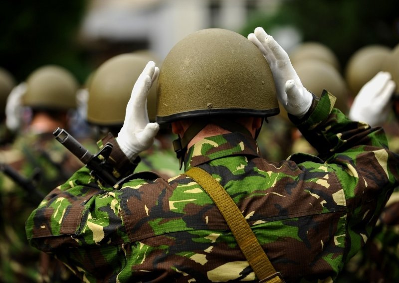 Ove europske zemlje ozbiljno razmatraju vraćanje obveznog služenja vojnog roka
