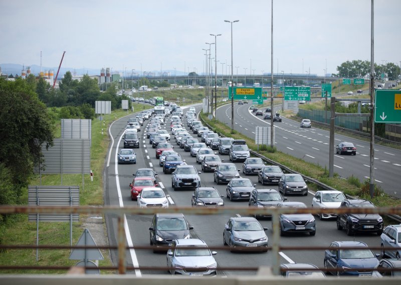Vozači iz Hrvatske će u Srbiji prolaziti naplatne postaje na autocestama bez čekanja